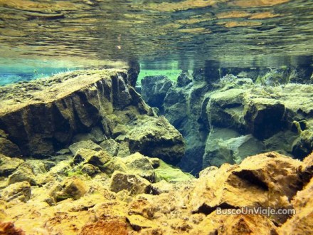 Buceando en Silfra. Islandia