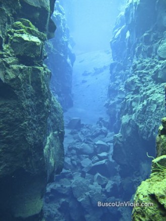 Buceando en Silfra. Islandia