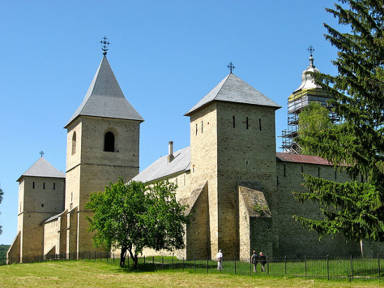 Monasterio de Dragormina