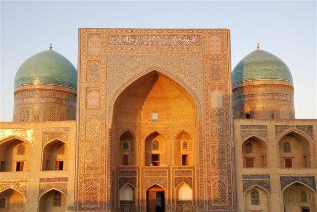 Uzbekistan al completo: Samarkanda, Bhukara, Khiva, Mar Aral, Ferghana