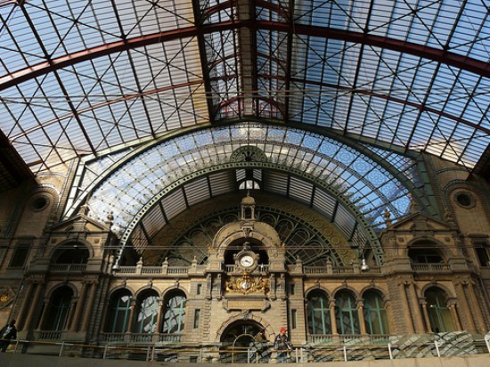 external image estacion-de-amberes-550-412.jpg