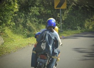 Cómo es viajar en moto en Indonesia Camino a Tirta Gangga en Bali (Indonesia)