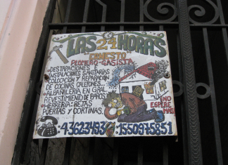 Curioso cartel en un viaje a Buenos Aires