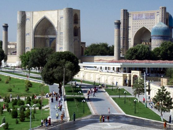 Mezquita Bibi Khanum