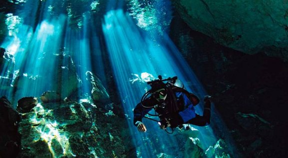 bucear en cenotes de México