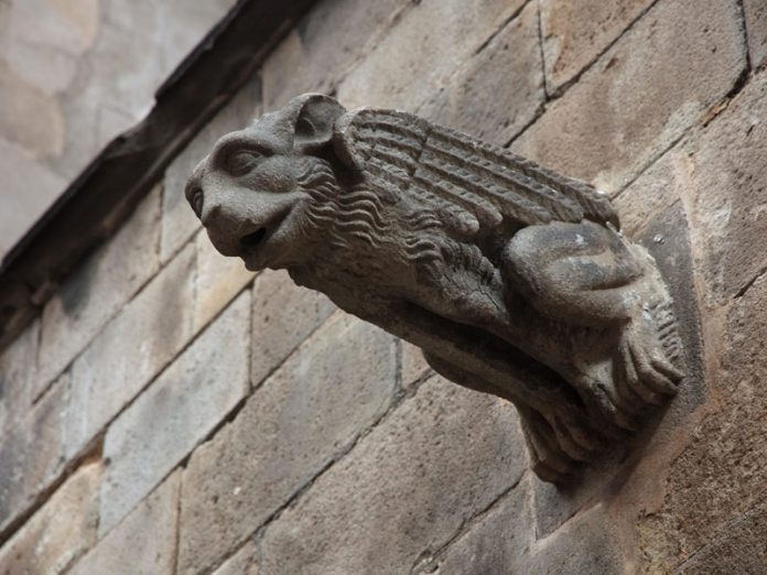 Paseando por el barrio Gótico en Barcelona barrio gotico en barcelona