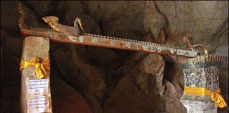 Las cuevas de Pak Ou en Laos Cueva de los mil budas Pak Ou