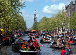El día de la Reina en Ámsterdam Dia de la reina en Amsterdam