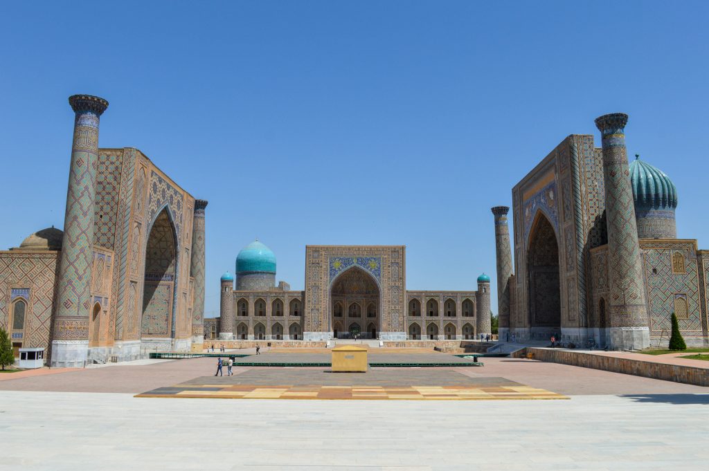 El registán en Samarkanda Uzbekistán