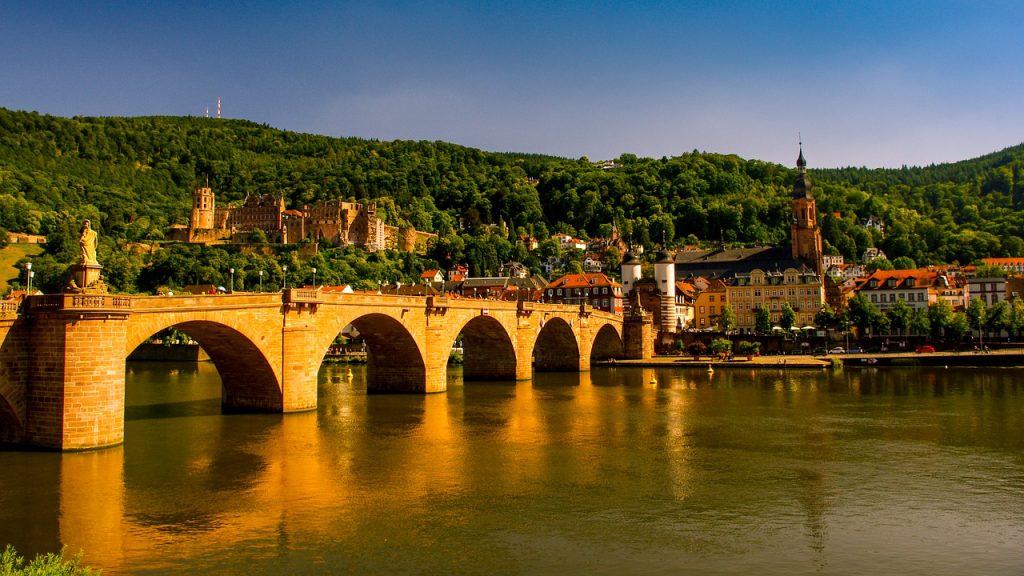  Heidelberg y el río Neckar Alemania