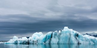 Islandia, un escenario de película Iceberg_Jökulsárlón