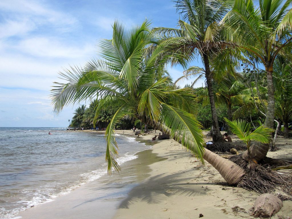 Manzanillo en Limón, Caribe playas de Costa Rica