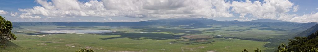 Crater ngorongoro foto panoramica