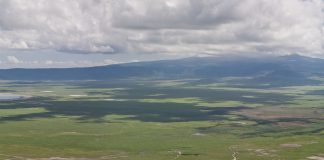 Una panorámica del cráter Ngorongoro