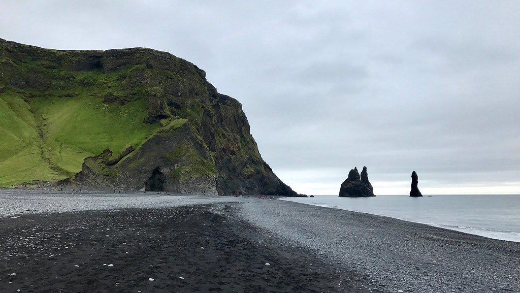 Playa de Reynisfjöru, Islandia 
mejores layas de Europa