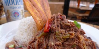 Seis platos de comida típica de Cuba