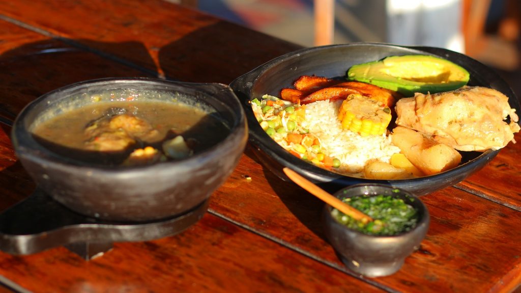 Sancocho comida típica de Colombia