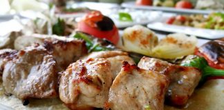 Comidas típicas de Turquía Sis-Kebab-comida-típica-de-Turquía-