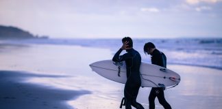 Surfear en Cádiz en invierno