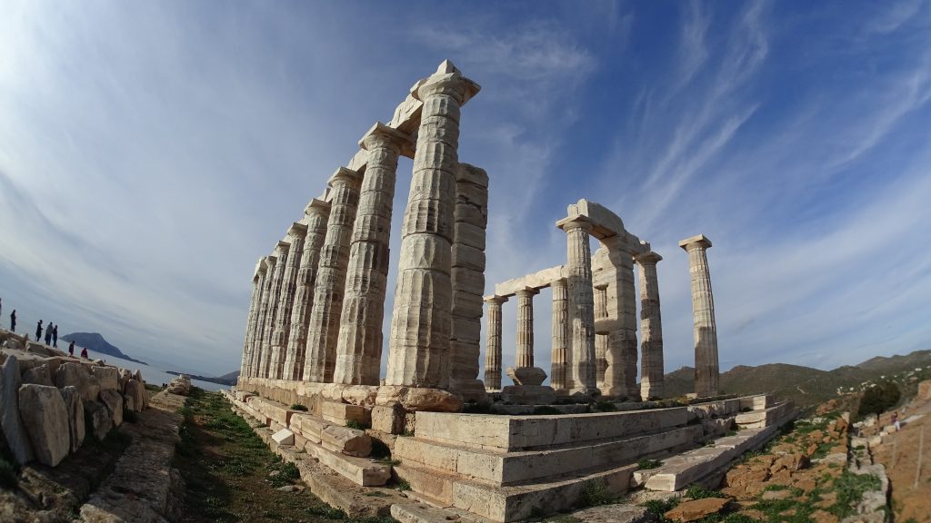 Templo del Poseidon Grecia en moto