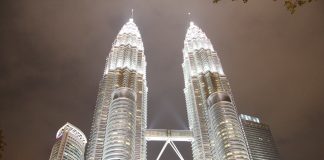 Conoce las Torres Petronas en Kuala Lumpur, Malasia