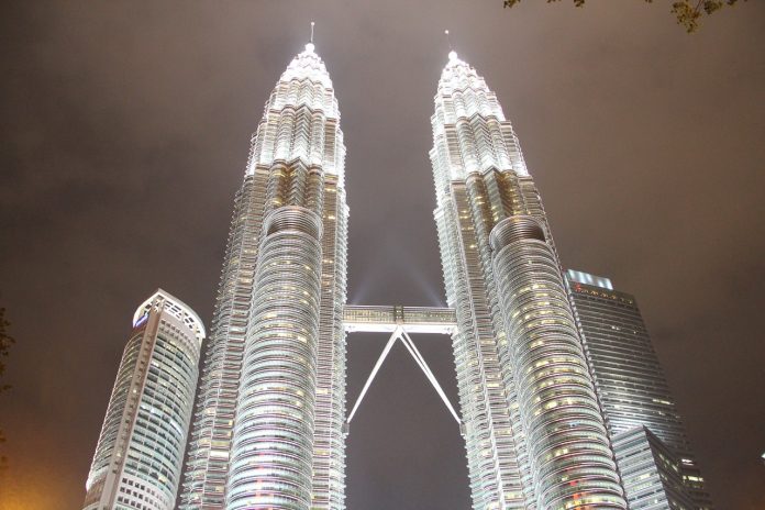 Conoce las Torres Petronas en Kuala Lumpur, Malasia