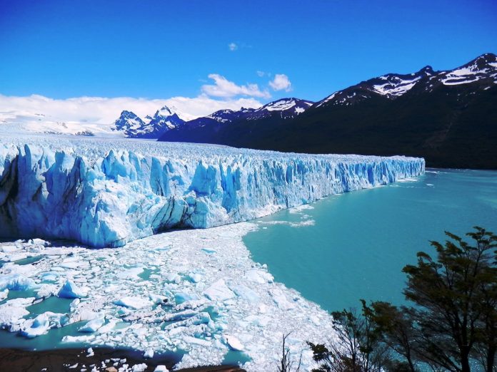 La ruptura del glaciar Perito Moreno en Argentina Glaciar Perito Moreno Argentina