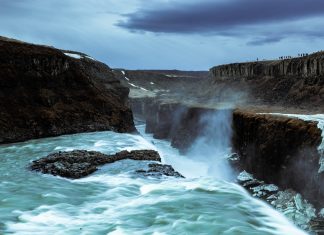 Experiencia de viaje a Islandia cascada gullfoss islandia
