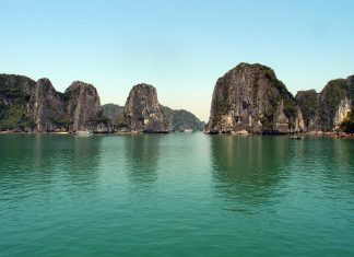 Escalar en Vietnam: Ha Long Bay ha long bay vietnam