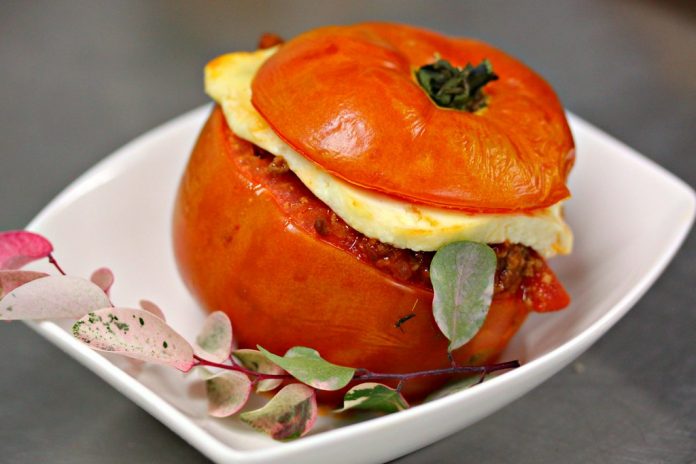 6 platos típicos para comer en Perú rocoto relleno comida peruana