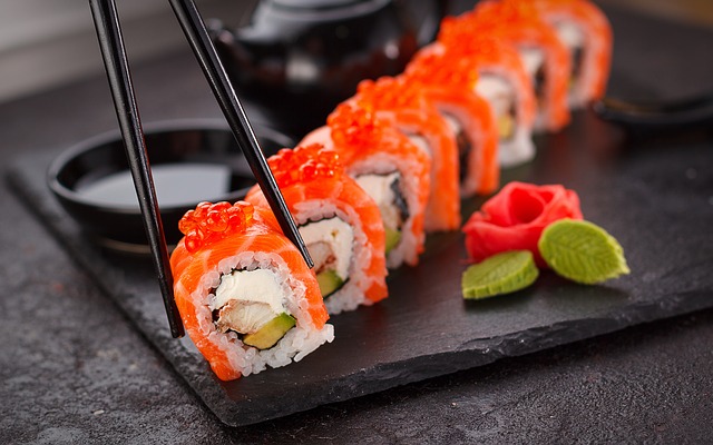 Comidas típicas del mundo que tienes que probar en tus viajes – Parte 2 sushi