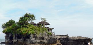 Conoce el Templo de Tanah Lot en Bali, Indonesia templo tanah lot en bali