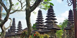 Mucho más que playas en Bali templo-taman-ayun-indonesia-bali.