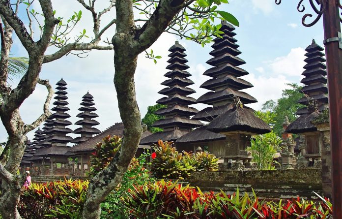 El Templo Taman Ayun de Bali en Indonesia templo-taman-ayun-indonesia-bali.