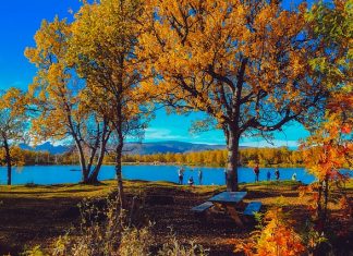 5 destinos para viajar en familia en verano viajes para familias en verano