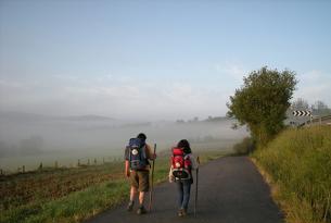 Camino de Santiago: los 100 kilómetros finales con coche de apoyo y bus desde Madrid