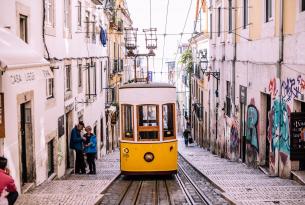 Sonidos de tranvía en grupo, Lisboa