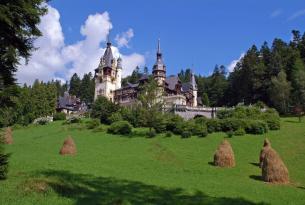 Excursión privada Castillos y Transilvania, desde Bucarest.