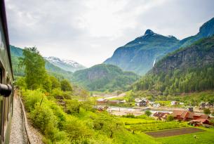 Fiordos y Stavanger: Oslo, Bergen, Stavanger, fiordos  Lysefjord y Geirangerfjord..