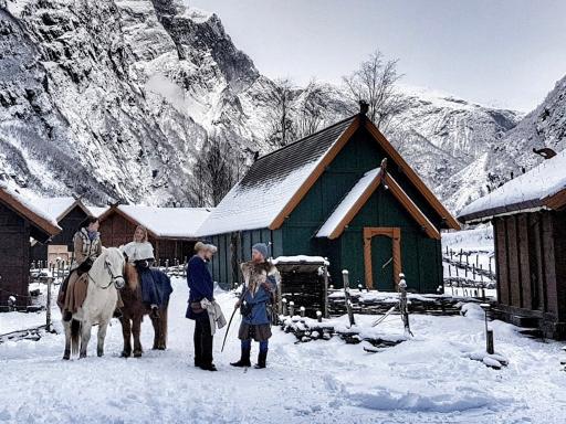 Circuito por los Fiordos noruegos en invierno (en grupo)