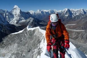 Island Peak (6.189 m) y trek al Campo Base del Everest