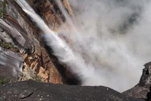 Venezuela -  Trekking Auyantepuy con rappel Salto del Angel - Salidas: 2 Ene / 28 Feb y 11 Abr 2014