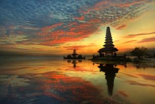 Bali e Islas de Indonesia a bordo de un velero