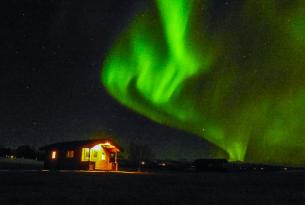 Puente de Diciembre en Islandia, aventura y Auroras Boreales. 8 días