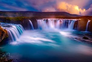 Vuelta a Islandia invernal y Auroras Boreales de noviembre a marzo 15 días