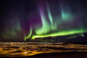 Puente de Diciembre en Islandia: aventura confort y auroras Boreales (8 días)