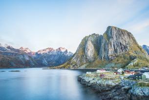 Lofoten: auroras boreales y trineo de perros en Noruega. Aventura & Confort