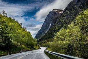 Los fiordos noruegos a tu aire en coche de alquiler y en 8 días
