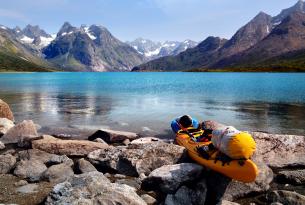 Kayak y Trekking en el Fiordo Tasermiut de Groenlandia