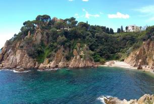 Senderismo entre volcanes y calas: La Garrotxa, Costa Brava, Cap de Creus y Roses